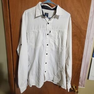 KUHL XL MENS WHITE CAMP FISH SHIRT. LONG SLEEVE.